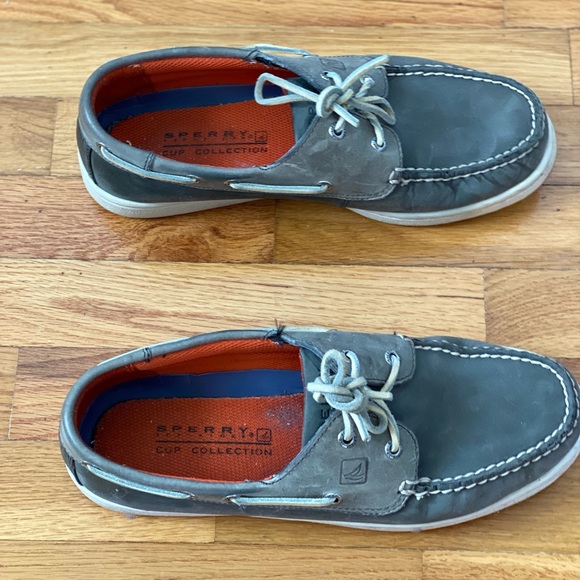 Men’s Sperry Boat Shoes - Picture 3 of 7